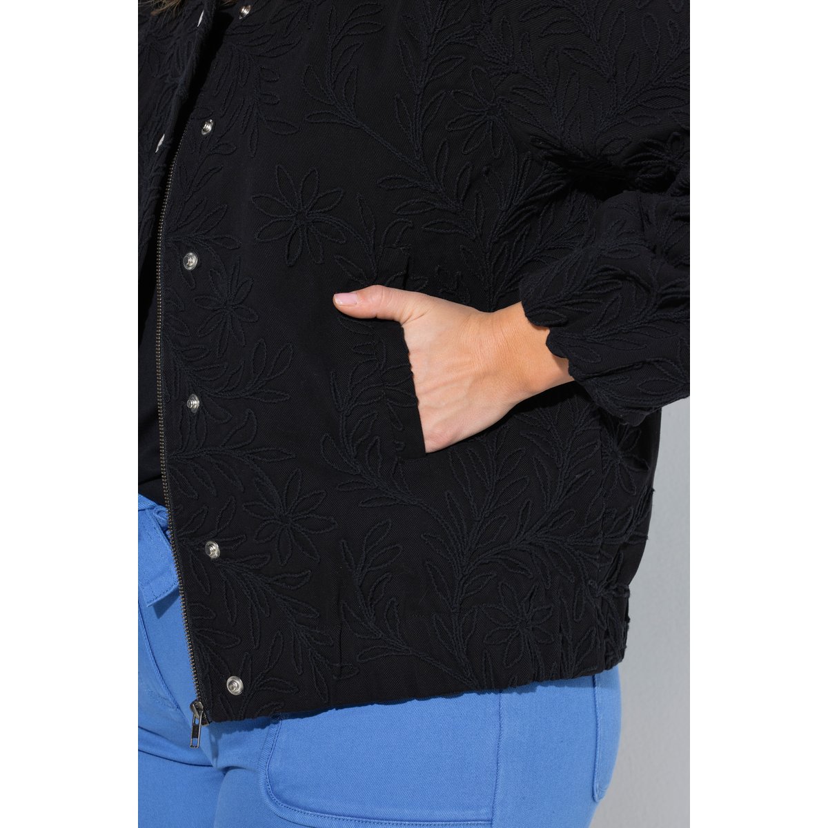 Blouson, broderie, col rond noir, ULLA POPKEN