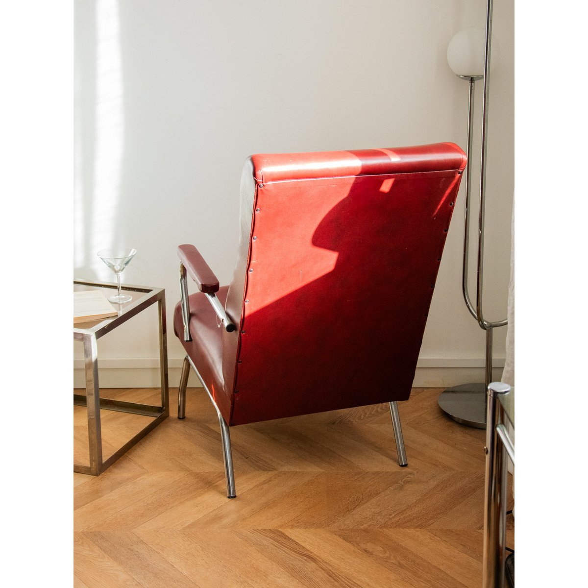 Fauteuil chromé en simili cuir rouge Jakob N°833 - Bon état rouge, DEBONGOUT