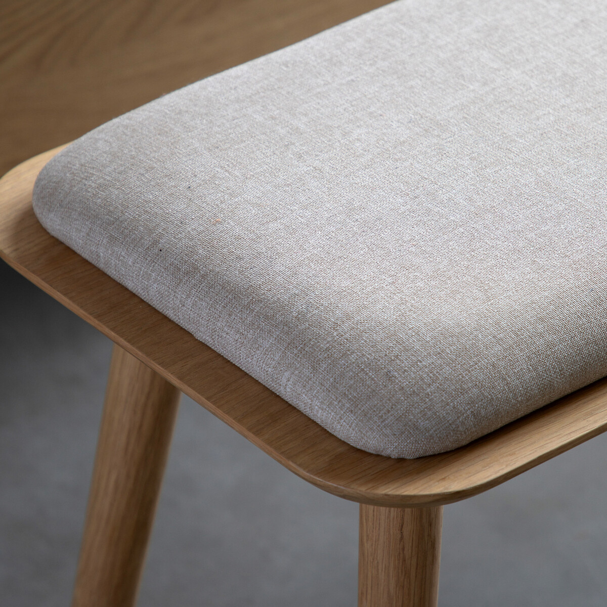 Hale Natural Oak & Linen Upholstered 2 Seater Dining Bench (124 cm) oak, ÉDITÉ