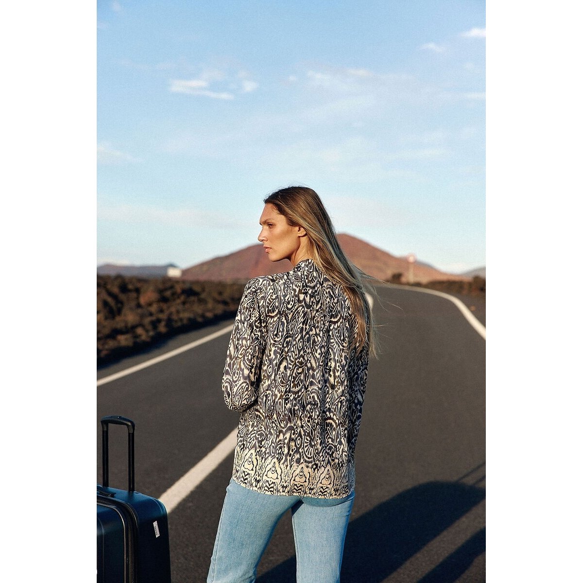Clea Printed Blouse with Long Sleeves navy print, LA PETITE ETOILE
