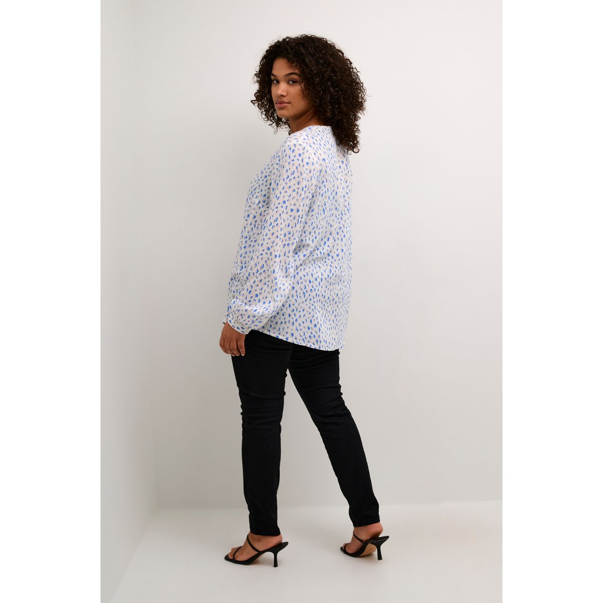 Long sleeved blouse bleu bluecolors graphic dot, KAFFE CURVE