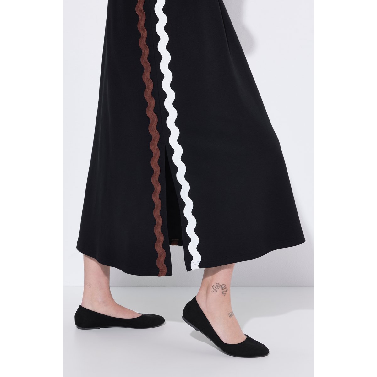 Robe maxi en coton bio, bandes fantaisie noir, ULLA POPKEN