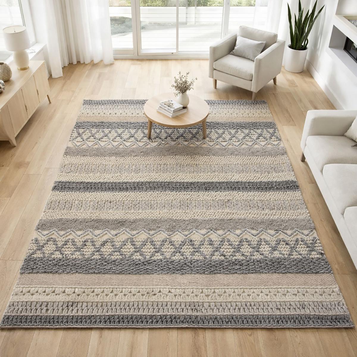 Tapis kilim fait à la main motif ethnique ESPARIA beige ,marron, UN AMOUR DE TAPIS