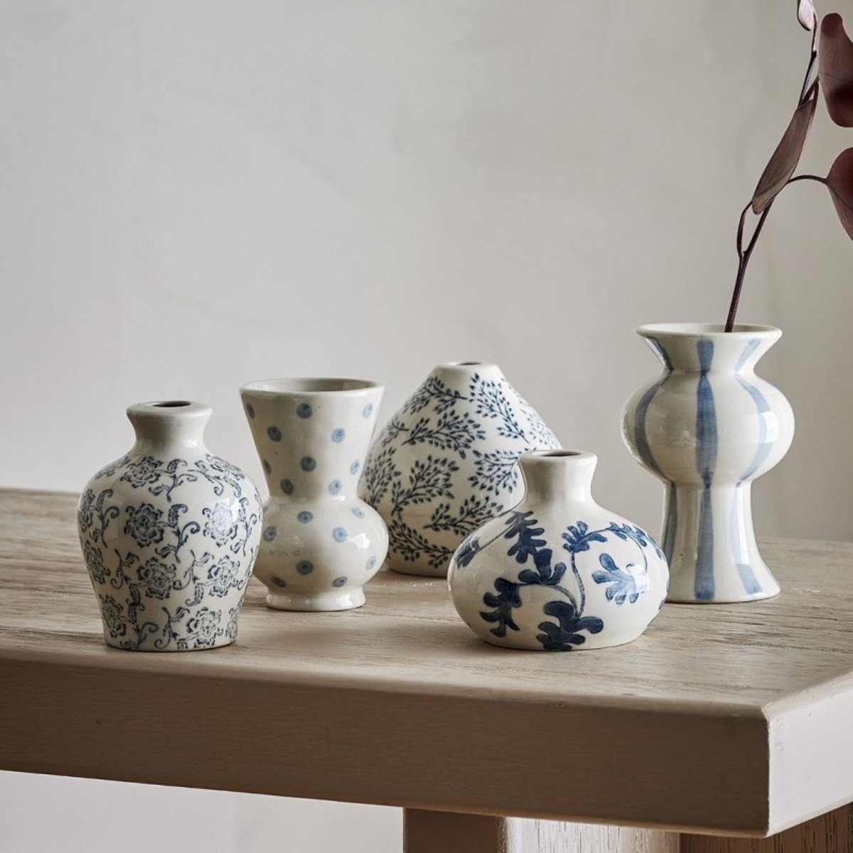 Set de 5 petits vases grès Quinto bleu, BLOOMINGVILLE
