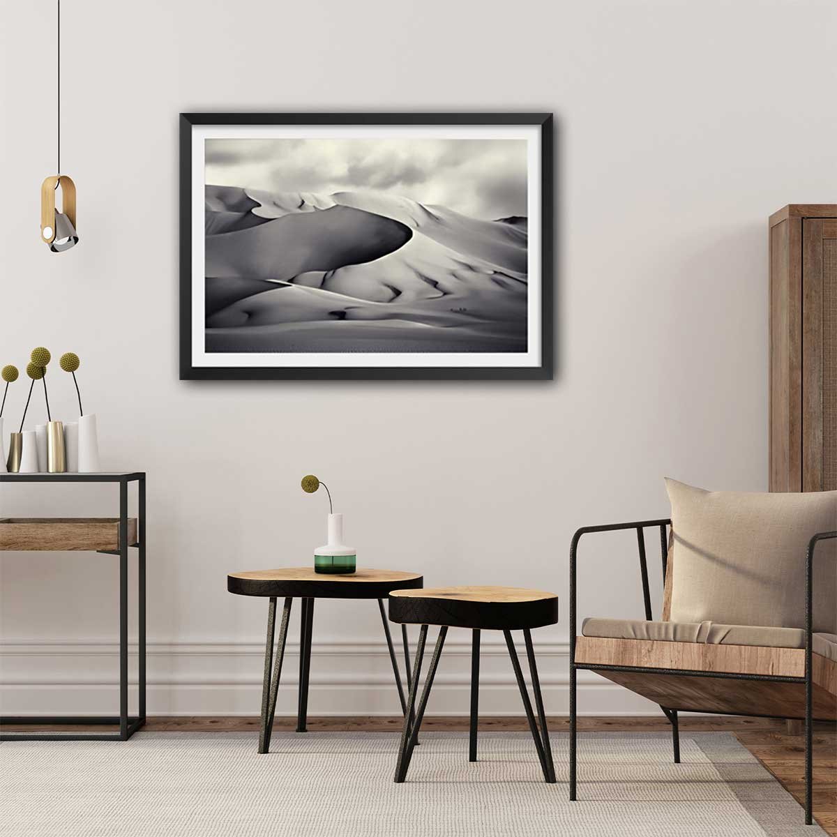 Affiche paysage désert du ténéré affiche + cadre en bois - noir, HEXOA