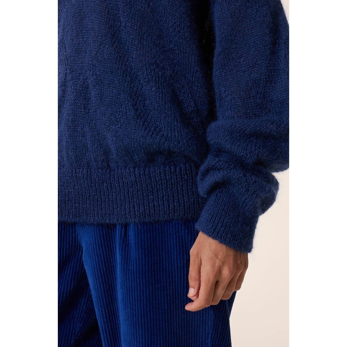 Malili Wool/Mohair Jumper with V-Neck navy blue, LEON & HARPER