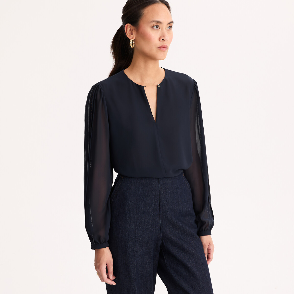 Blouse col V manches longues avec dentelle bleu marine, ANNE WEYBURN