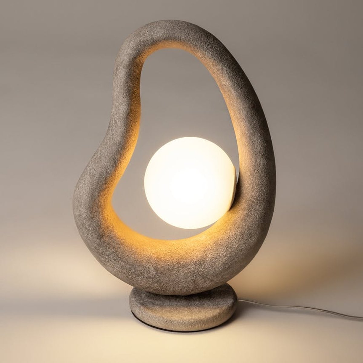 Lampe à poser organique 1 globe LULING gris, PIER IMPORT