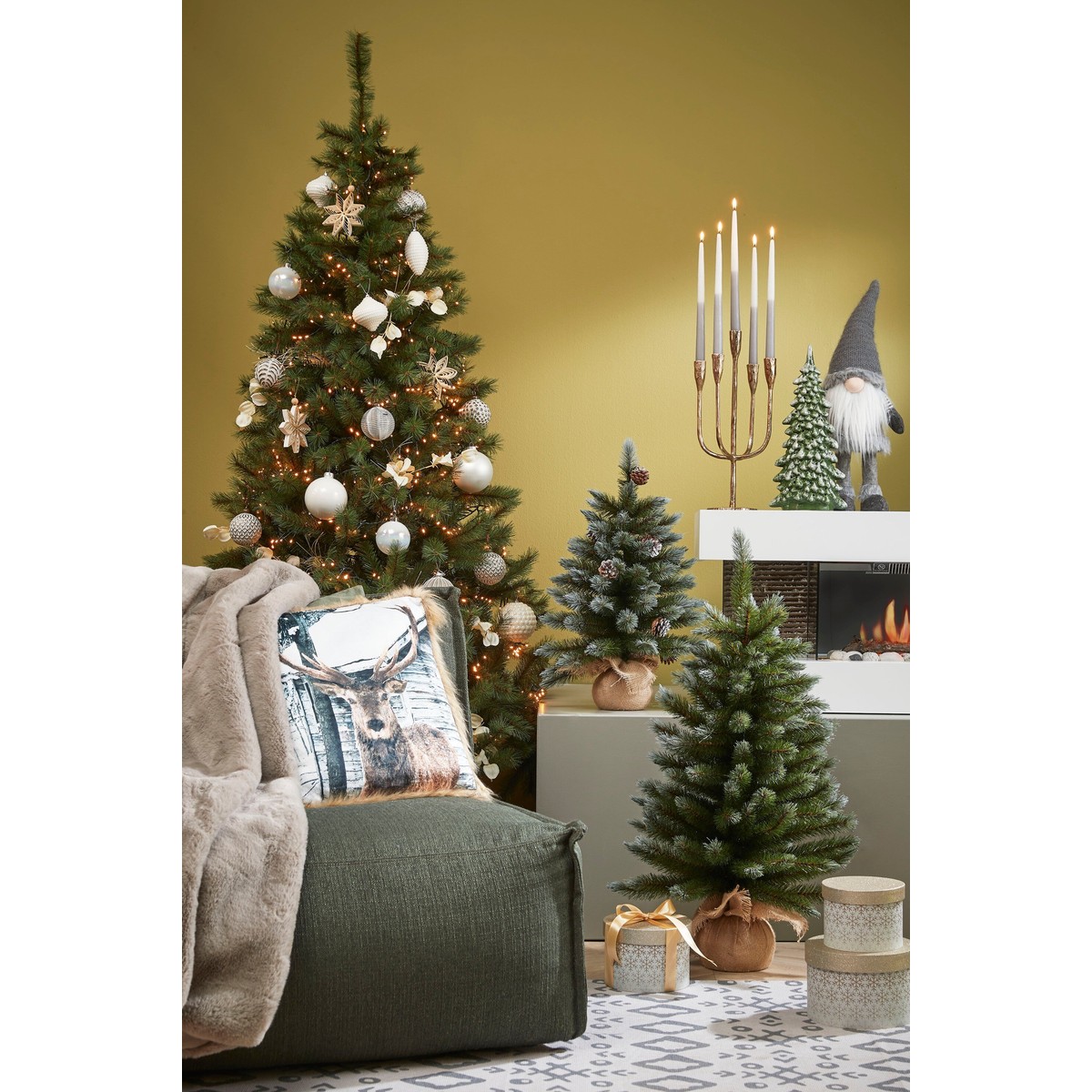 Sapin de Noël artificiel enneigé dans un sac en jute H60 cm PITTSBURGH vert, TRIUMPH TREE