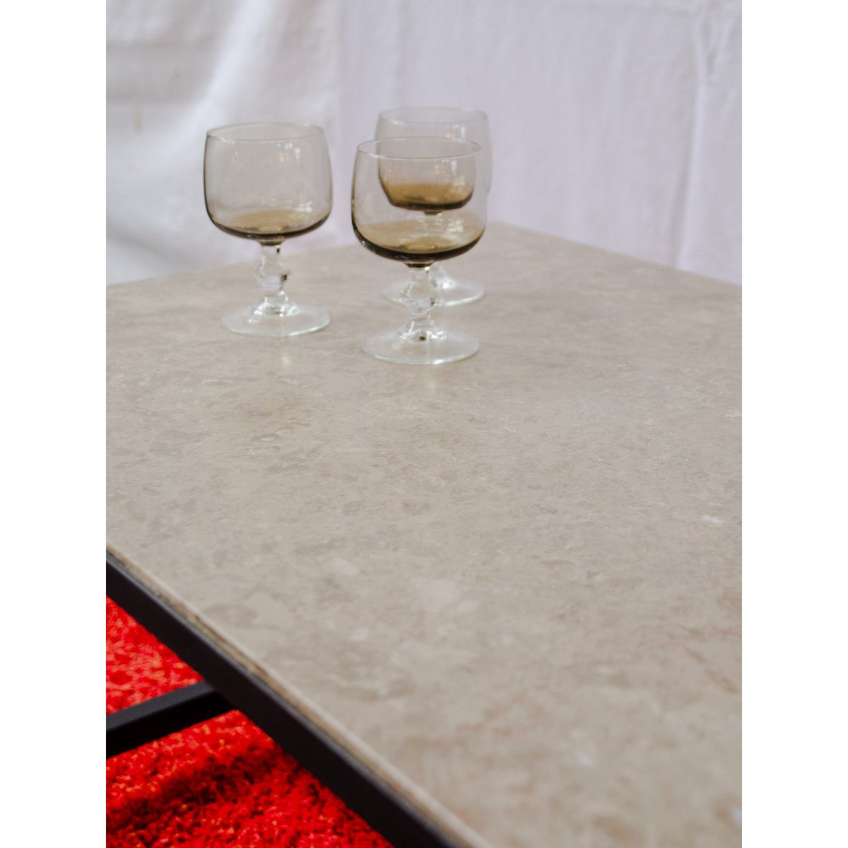 Table basse en marbre et métal Marie-Pierre N°101 - Bon état noir, DEBONGOUT