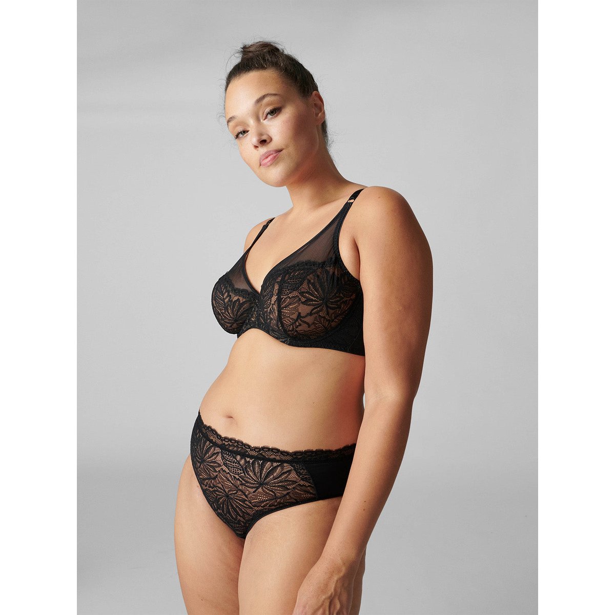 Soutien-gorge triangle emboitant décolleté plongeant, EXOTICA noir, SIMONE PERELE