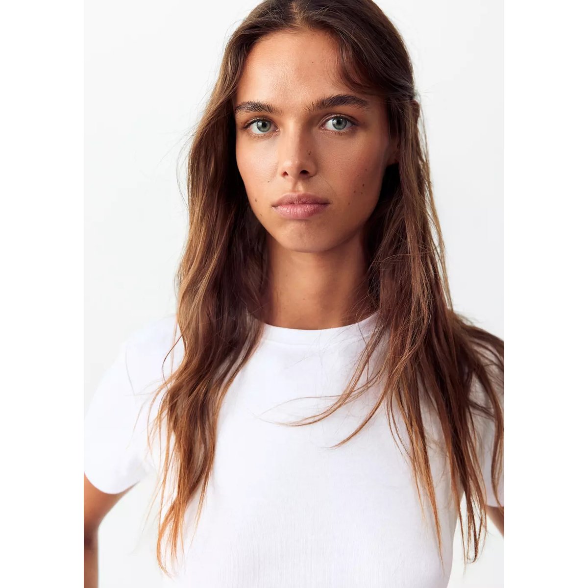 T-shirt ajusté à manches courtes blanc cassé, MANGO TEEN