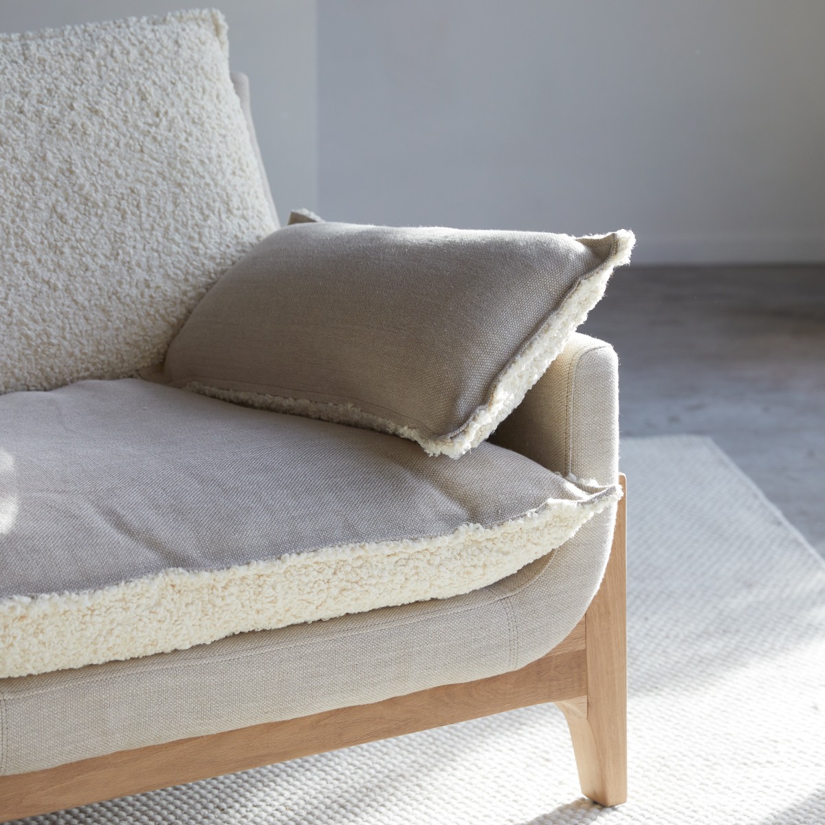 Canapé droit en Tissu massif, WOODNEST beige, TIKAMOON