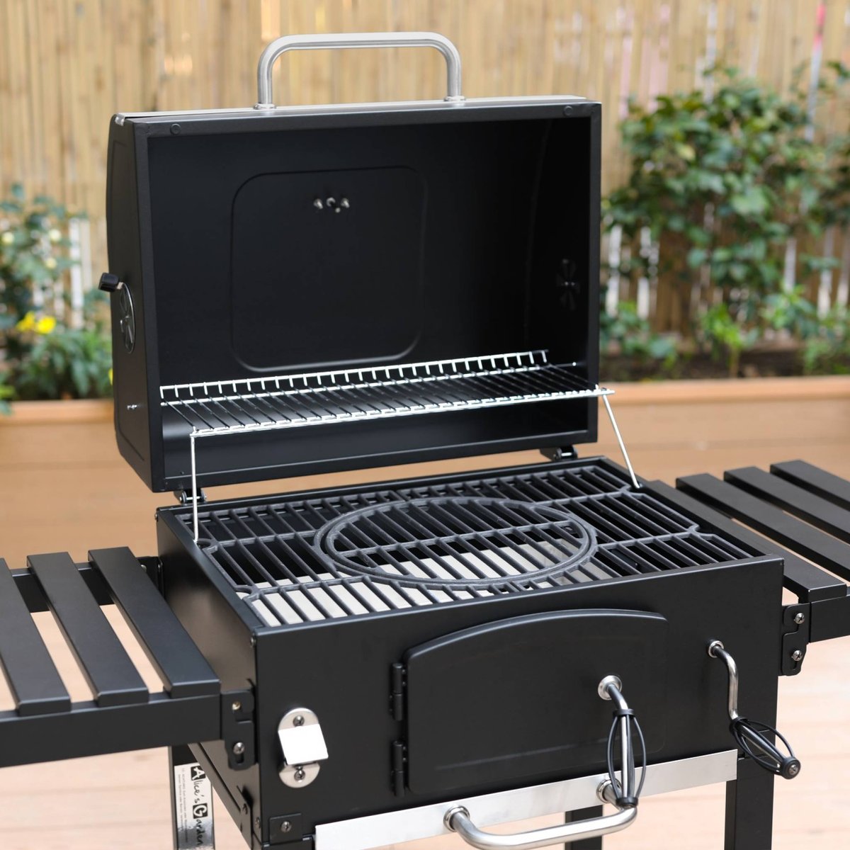 Barbecue Grill charbon avec housse BERNARD AVEC HOUSSE noir, SWEEEK