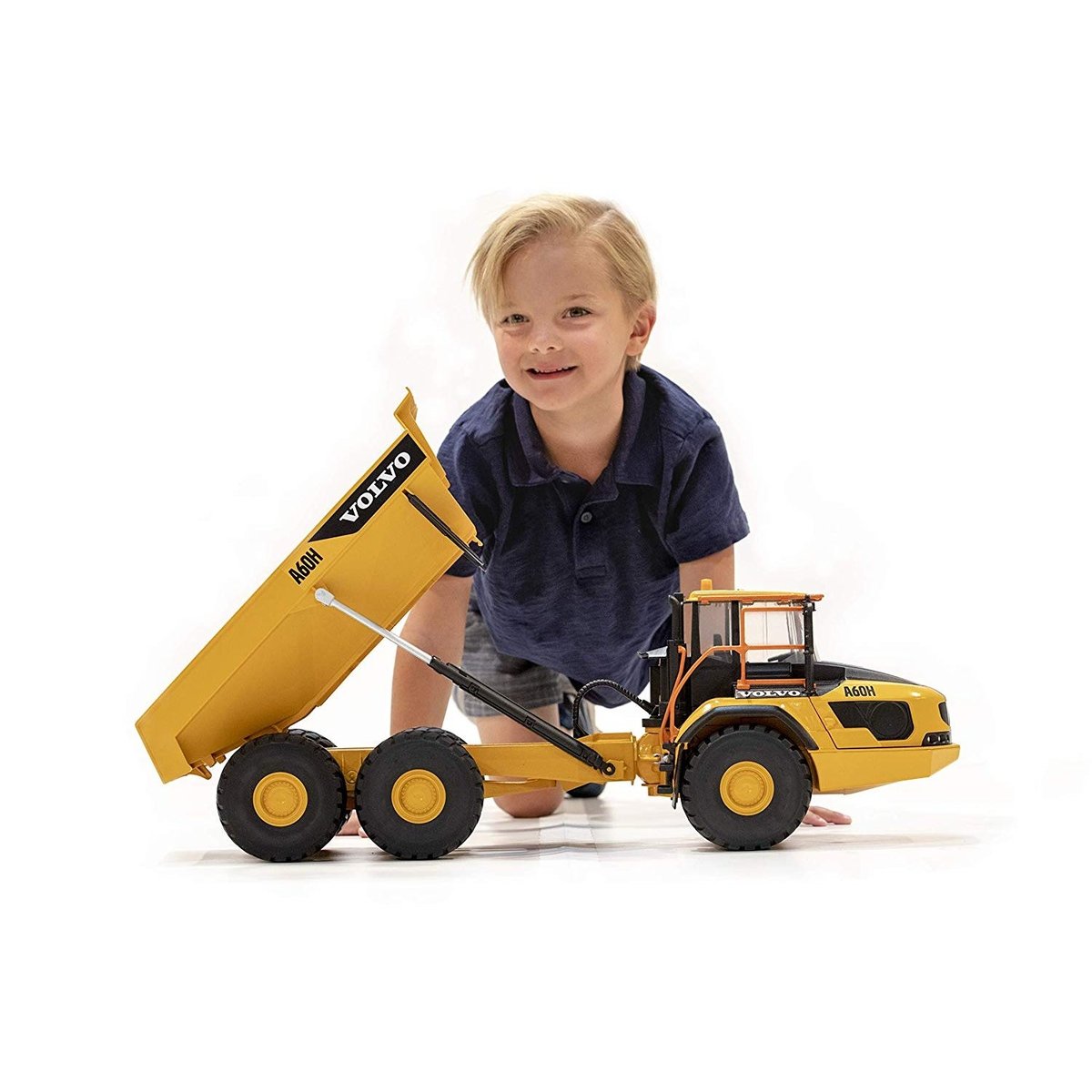 Volvo Dumper A60H 1:16 jaune, BRUDER