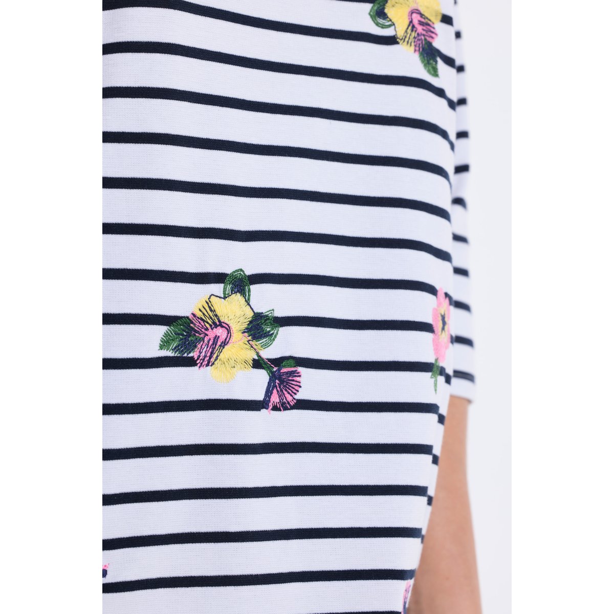 T-shirt oversize à rayures, broderies blanc neige, ULLA POPKEN