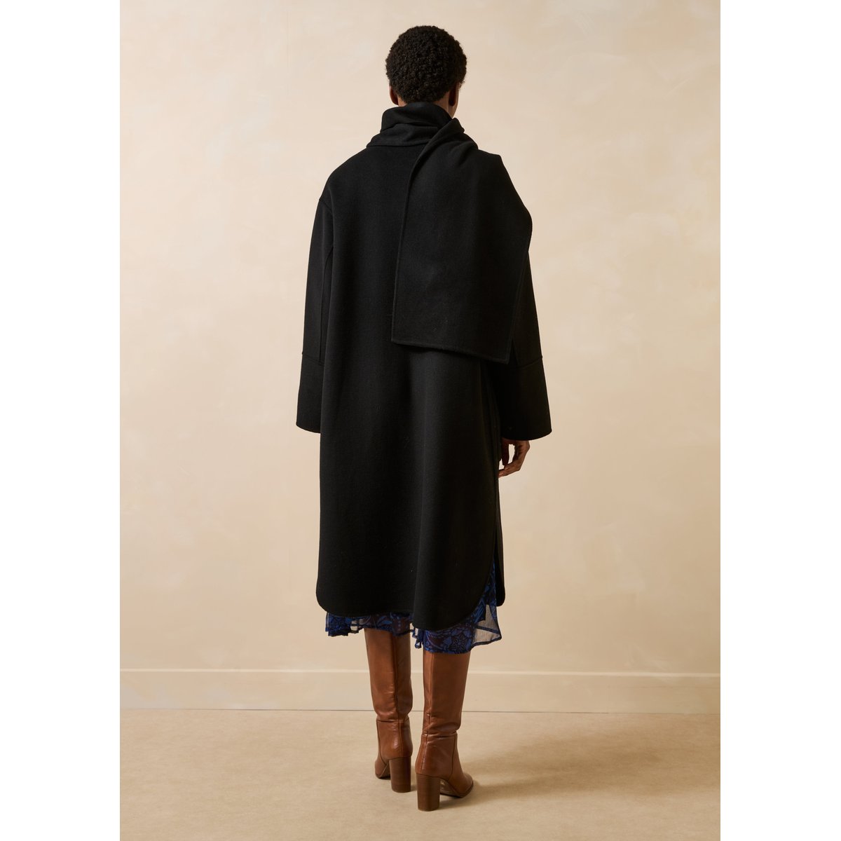 Manteau long oversize à écharpe amovible noir, LA FEE MARABOUTEE