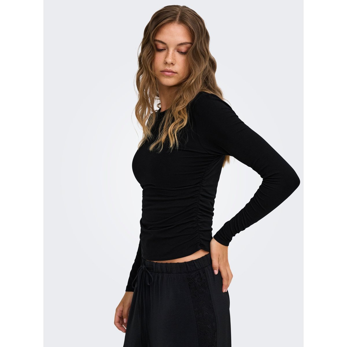 Top black 1, ONLY