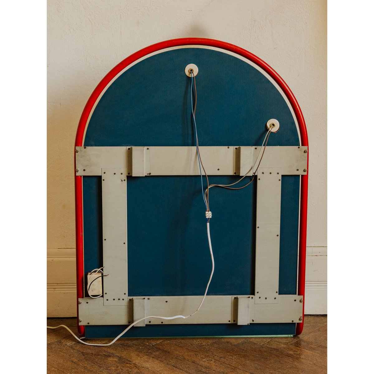 Miroir en métal rouge Igor N°1185 - Bon état rouge, DEBONGOUT