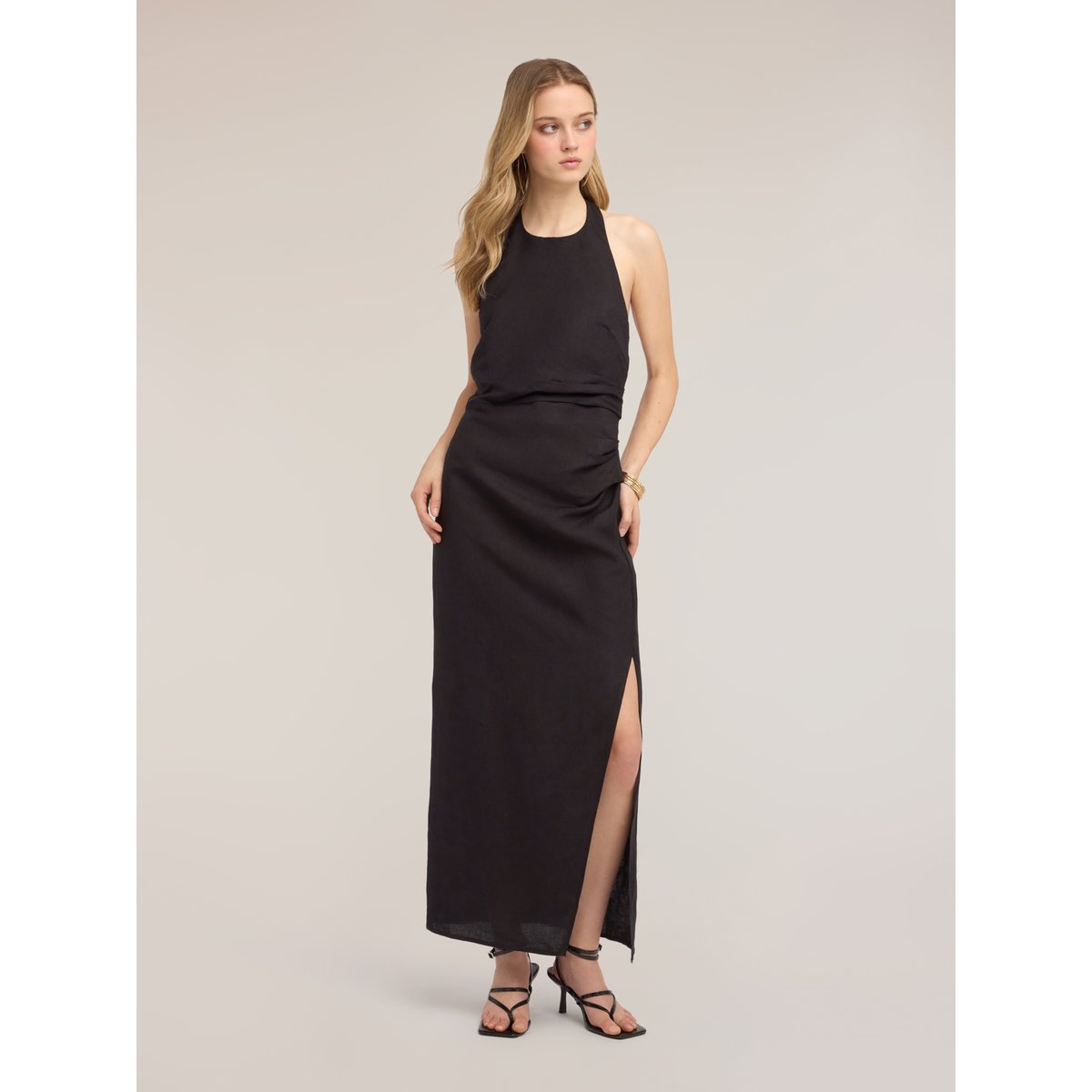 Robe longue avec drapé noir, MOTIVI