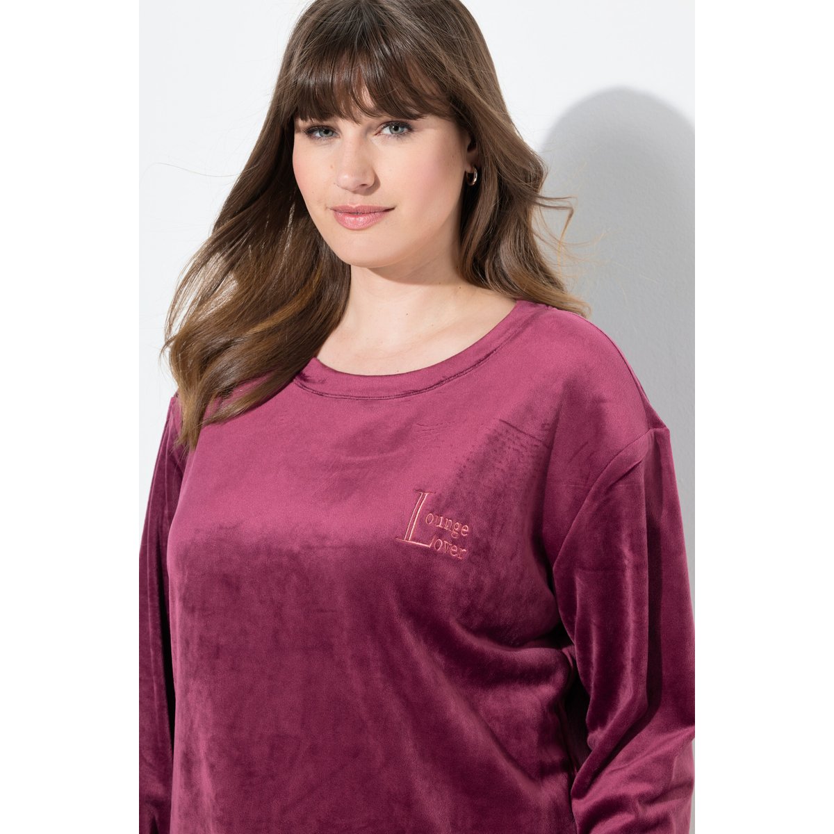 Pull homewear, velours ras, broderie baies foncé, ULLA POPKEN