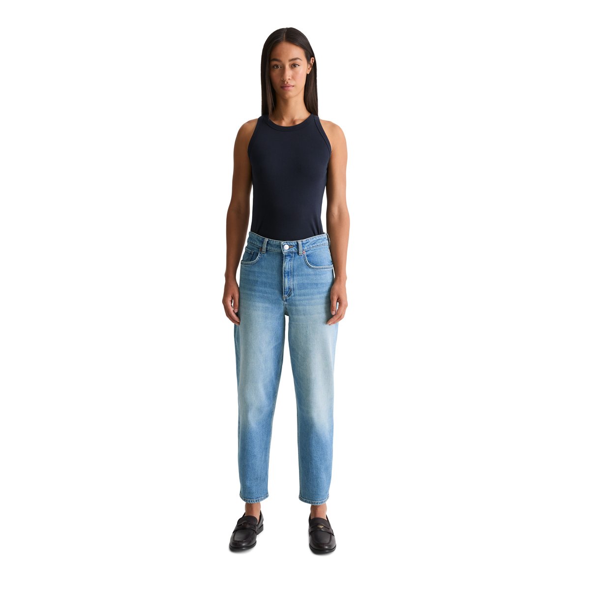 Jeans modèle Lara barrel cropped en coton bio et lyocell stretch bleu, MARC O'POLO
