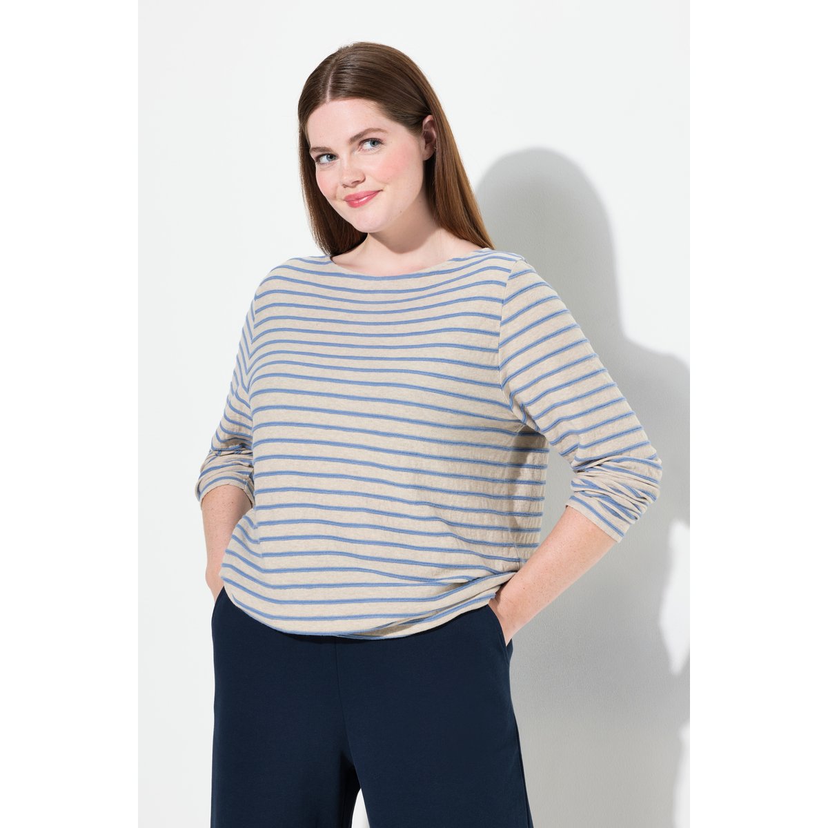 T-shirt rayé en coton bio bleu jean, ULLA POPKEN