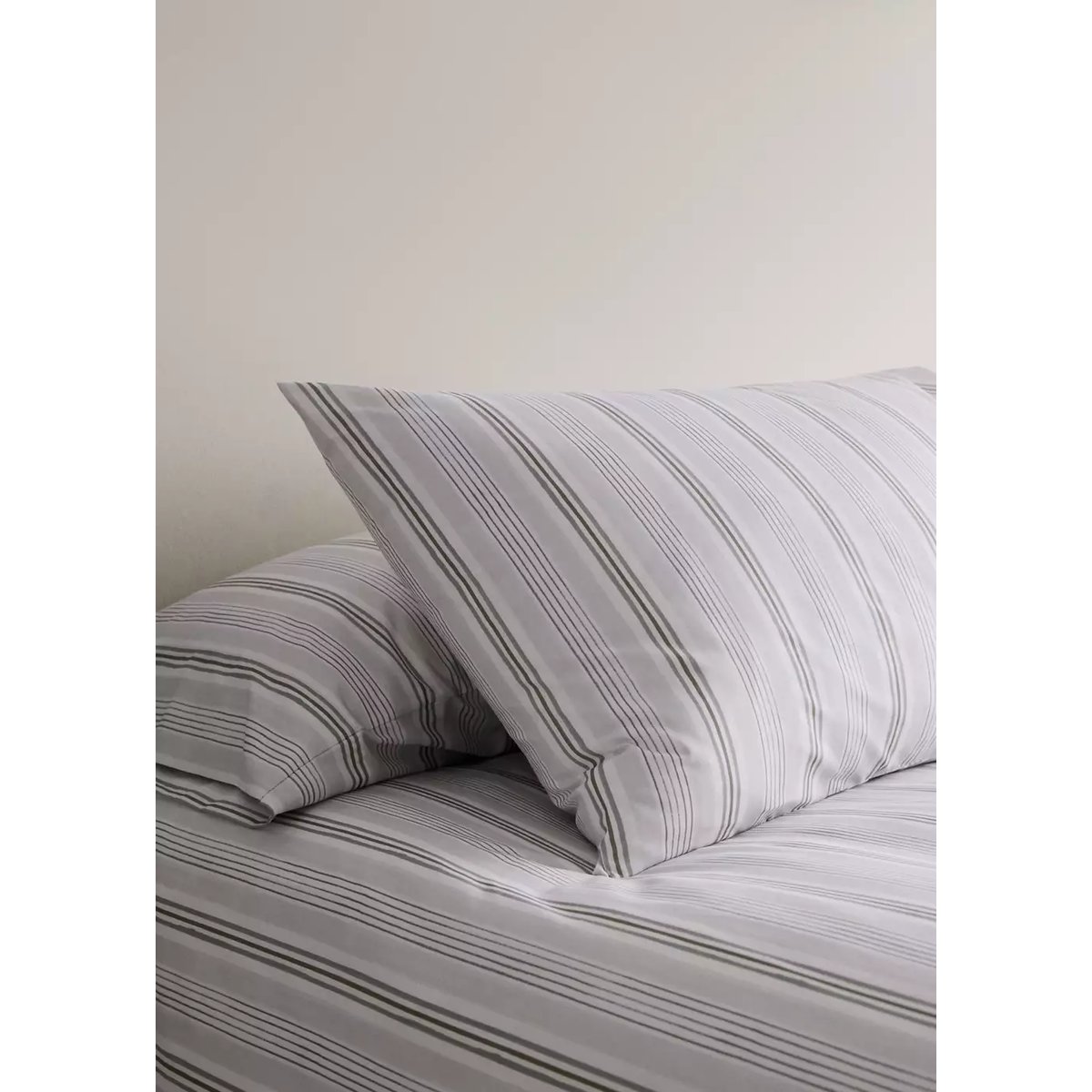 Taie d’oreiller 100 % coton à rayures 45x110 cm gris, MANGO HOME