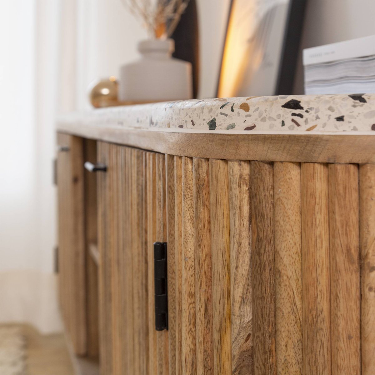 Meuble TV en bois de manguier AMBRINE bois clair, MADE IN MEUBLES