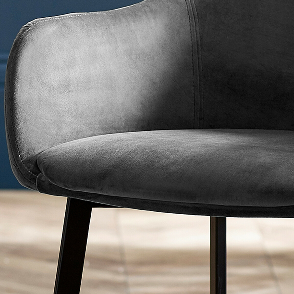 Leora Velvet Diamond-Stitched Dining Chairs (Set of 2) charcoal, SO'HOME