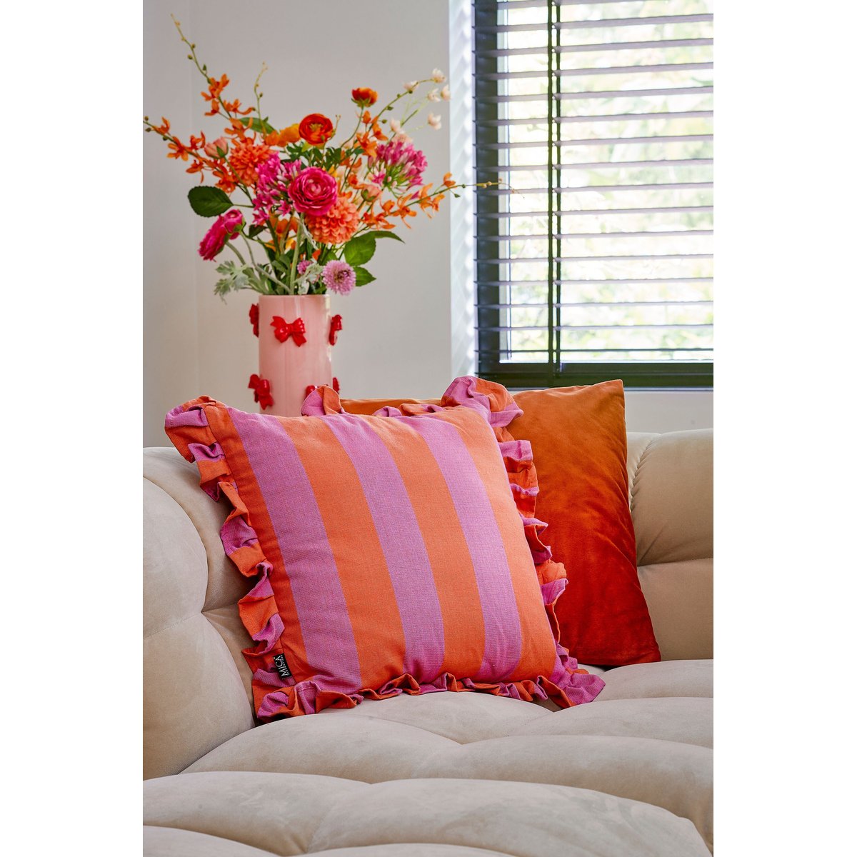 Coussin rayé JOLLYN lilas, orange, MICA DECORATIONS
