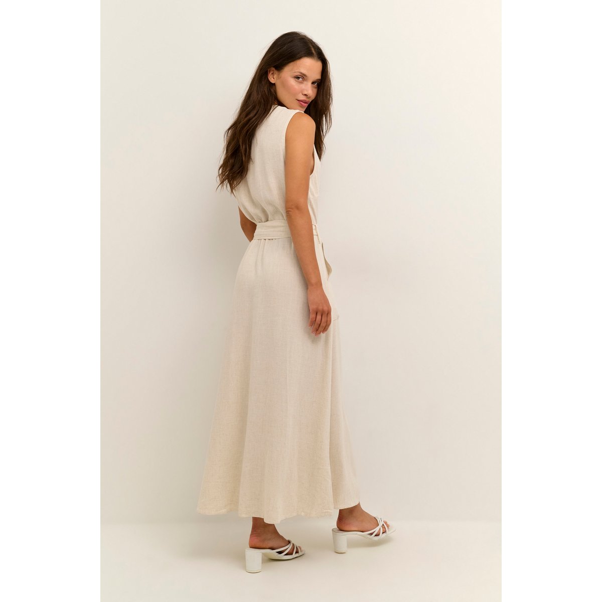 Robe beige light sand linen, KAFFE