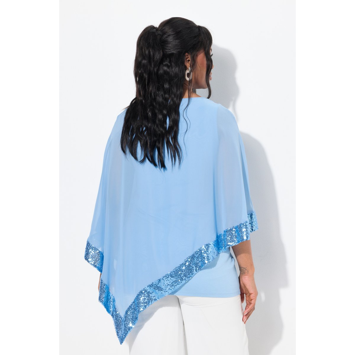 Blouse avec voile en mousseline. Encolure bleu clair, ULLA POPKEN