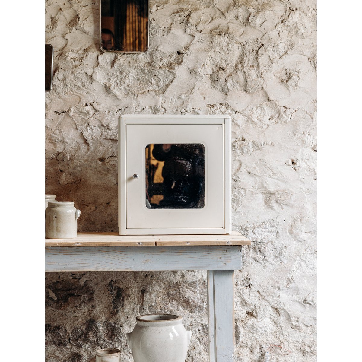 Table d'appoint Francine N°169 - Bon état bois, DEBONGOUT