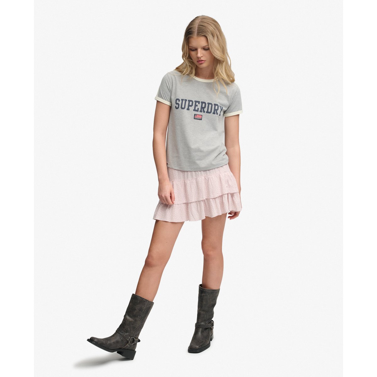 Mini-jupe à volants imprimée cœurs de marguerite rose poudré, SUPERDRY