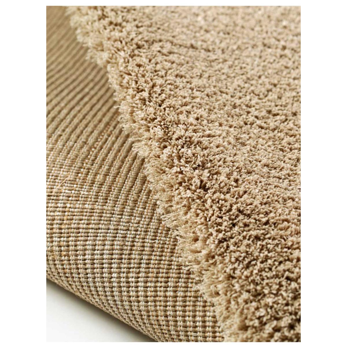 Tapis longs poils shaggy tissé motif uni SILCHOU beige, UN AMOUR DE TAPIS