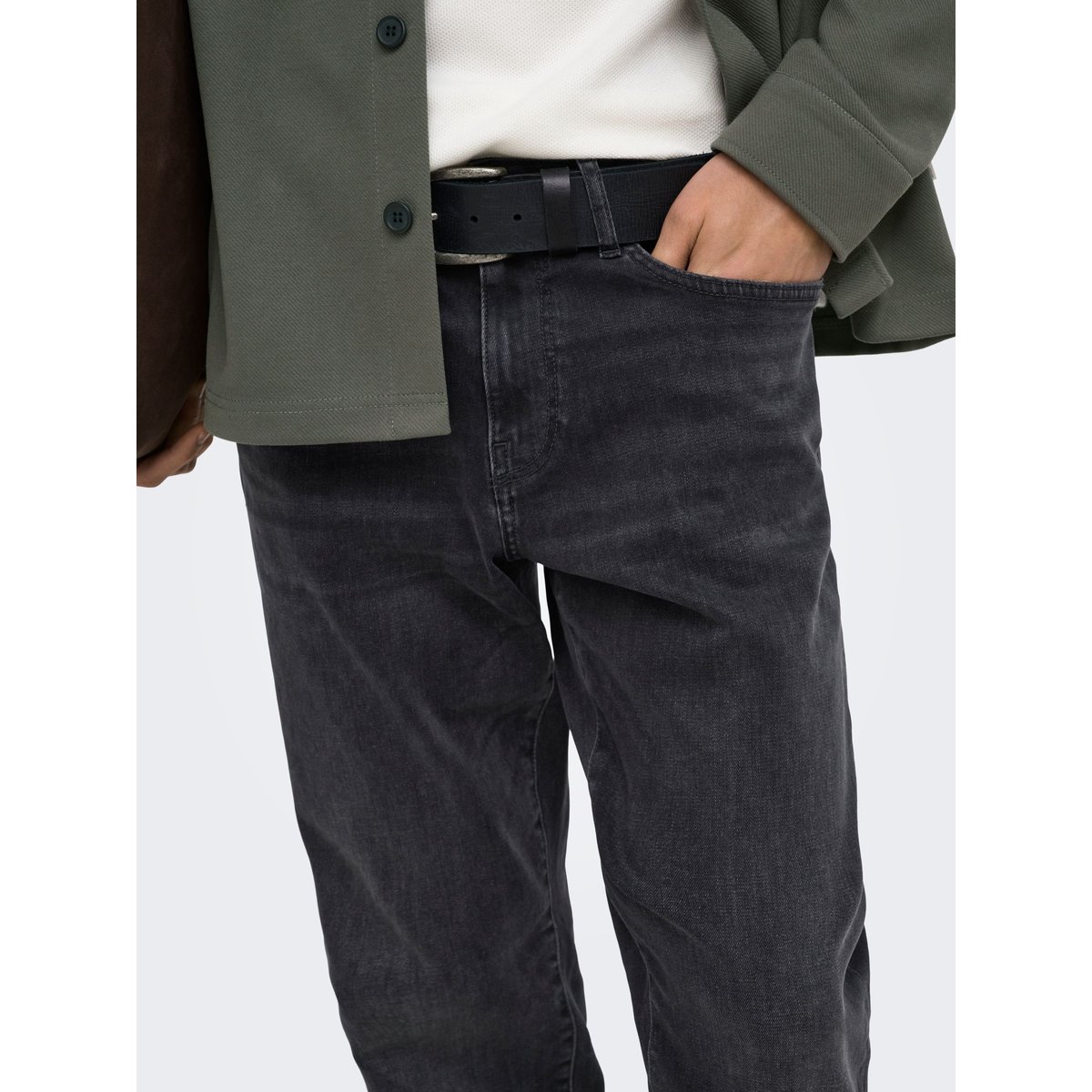 Coupe Regular washed black, ONLY & SONS
