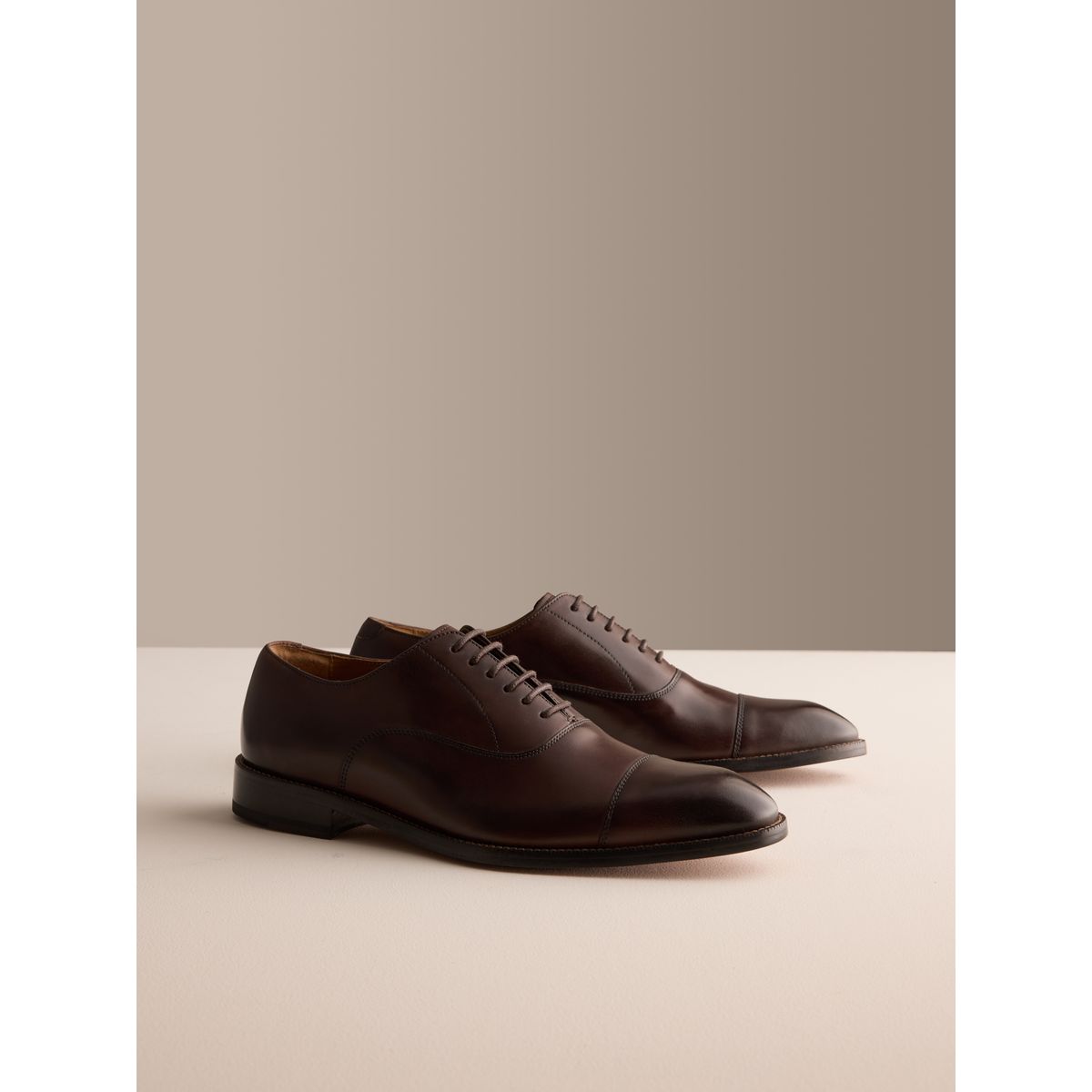 Chaussures oxford en cuir avec bout renforcé signature marron foncé, NEXT