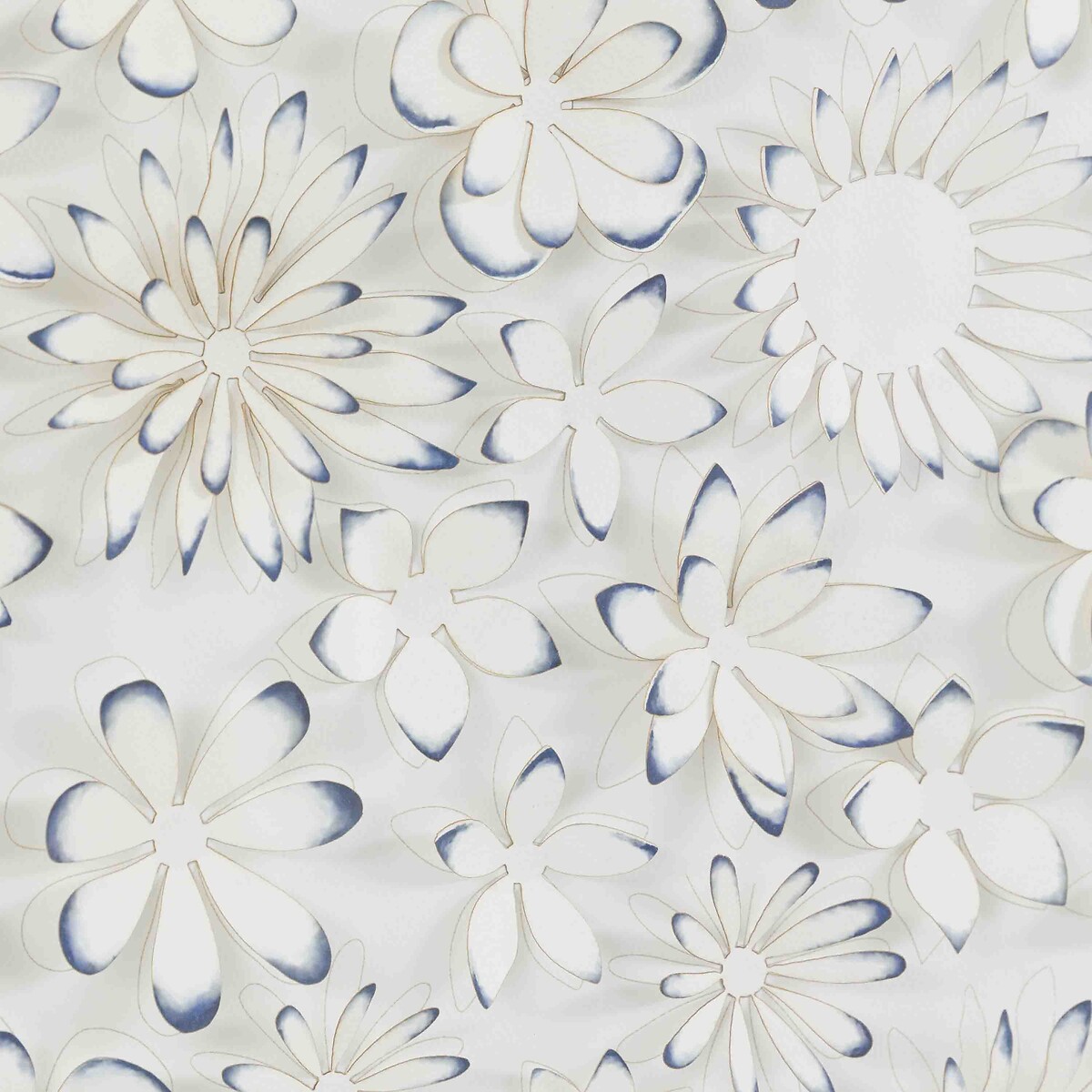 68cm Unfurling Petals Framed Art white, ÉDITÉ