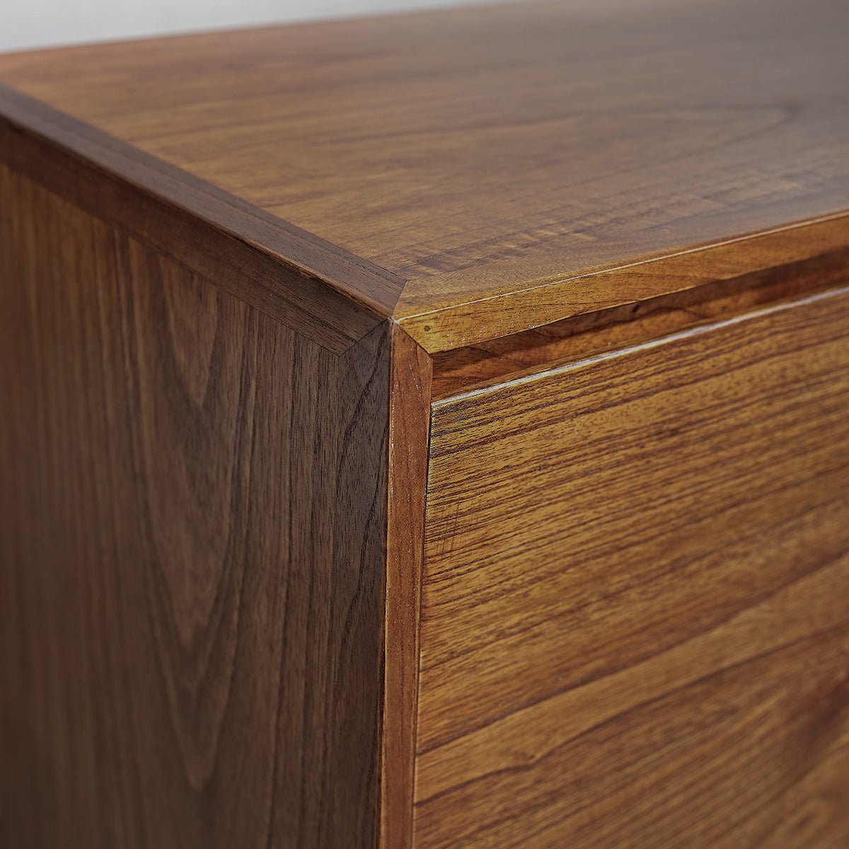 Commode en bois massif finition noyer 180 cm  MILO marron, BERAH GETAH