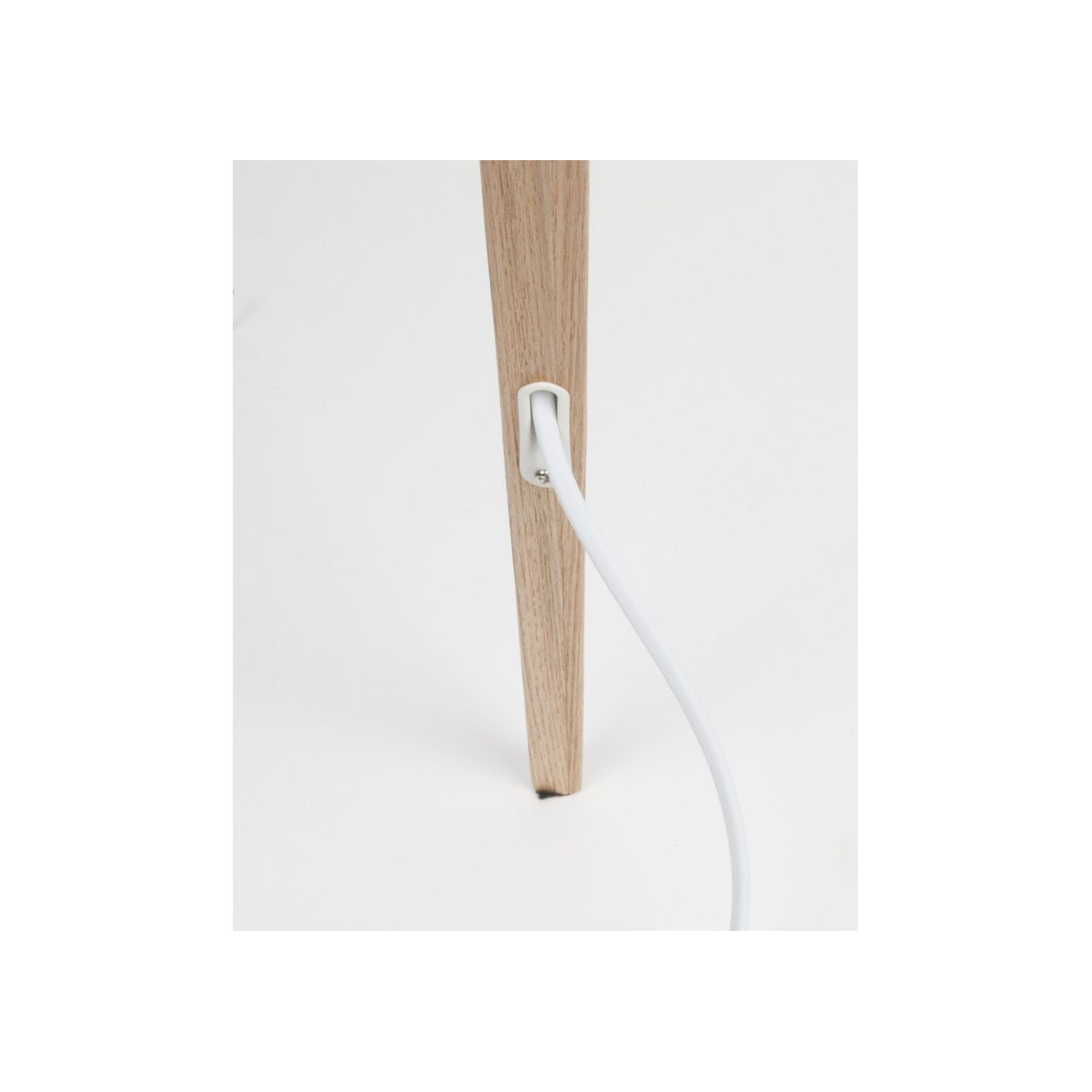 Lampadaire design en bois scandinave, TRIPOD WOOD noir, ZUIVER