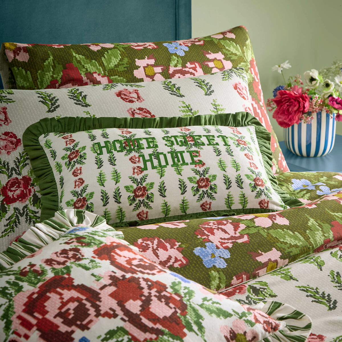 Feeoni Ruffle Ruffled Cotton Filled Cushion green, FURN.