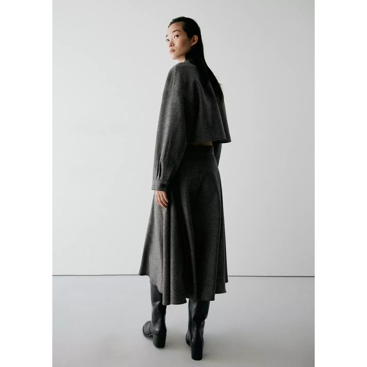 Jupe midi évasée noir, MANGO