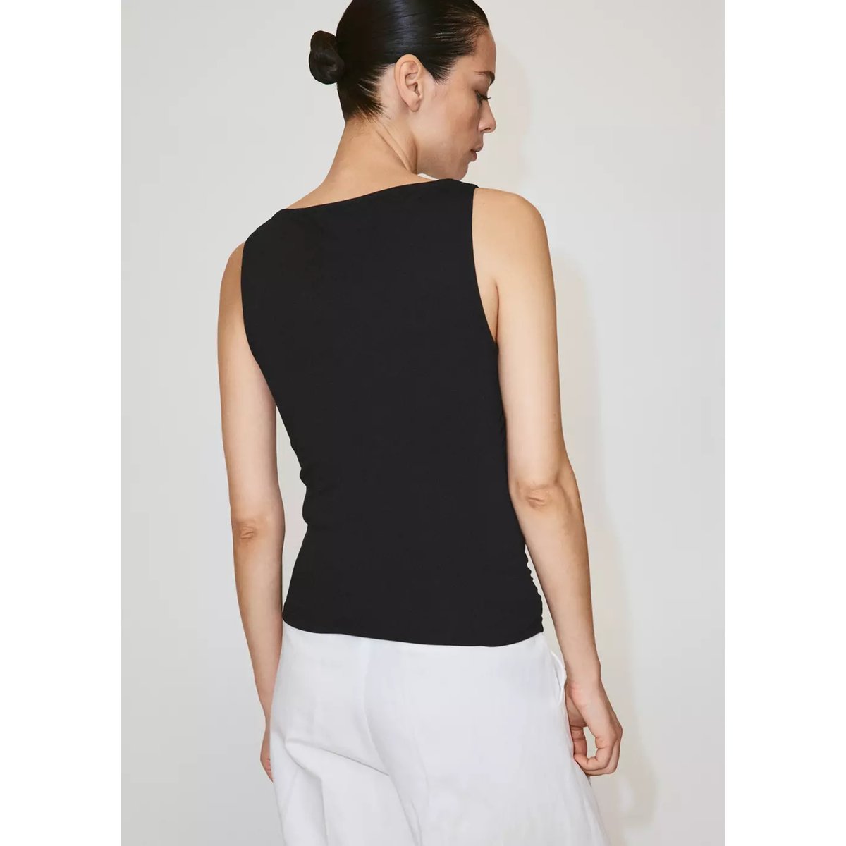 Top en coton drapé noir, MANGO