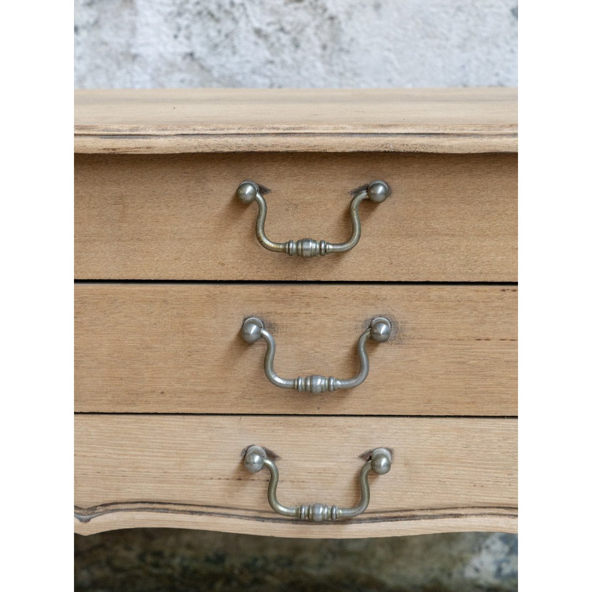 Table de chevet en bois Maïa N°1607 - Bon état bois clair, DEBONGOUT