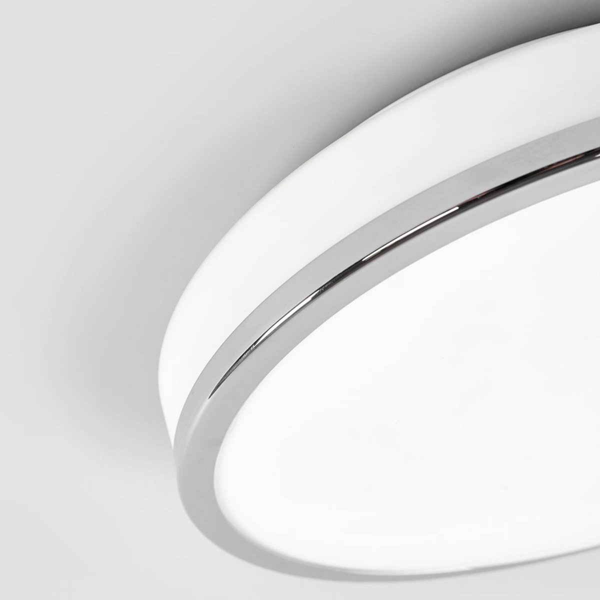 Plafonnier en verre moderneLED, Lyss blanc, chrome, LINDBY