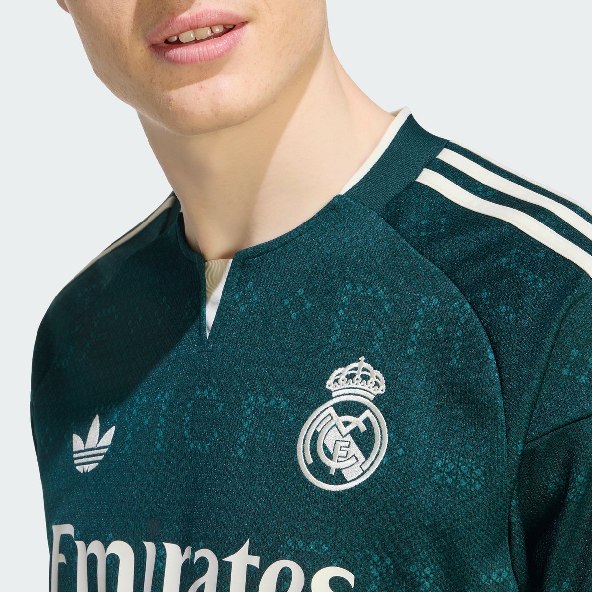 Maillot Extérieur Real Madrid 26/27 Maillot Extérieur Real Madrid 26/27 aurora ivy, adidas Performance
