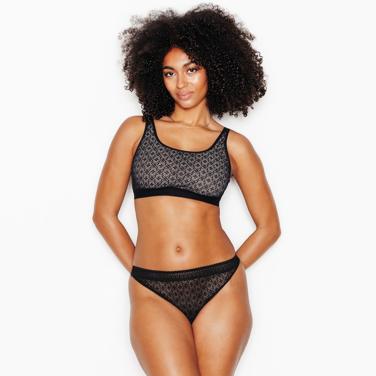 String SWEET noir, ROUGEGORGE LINGERIE