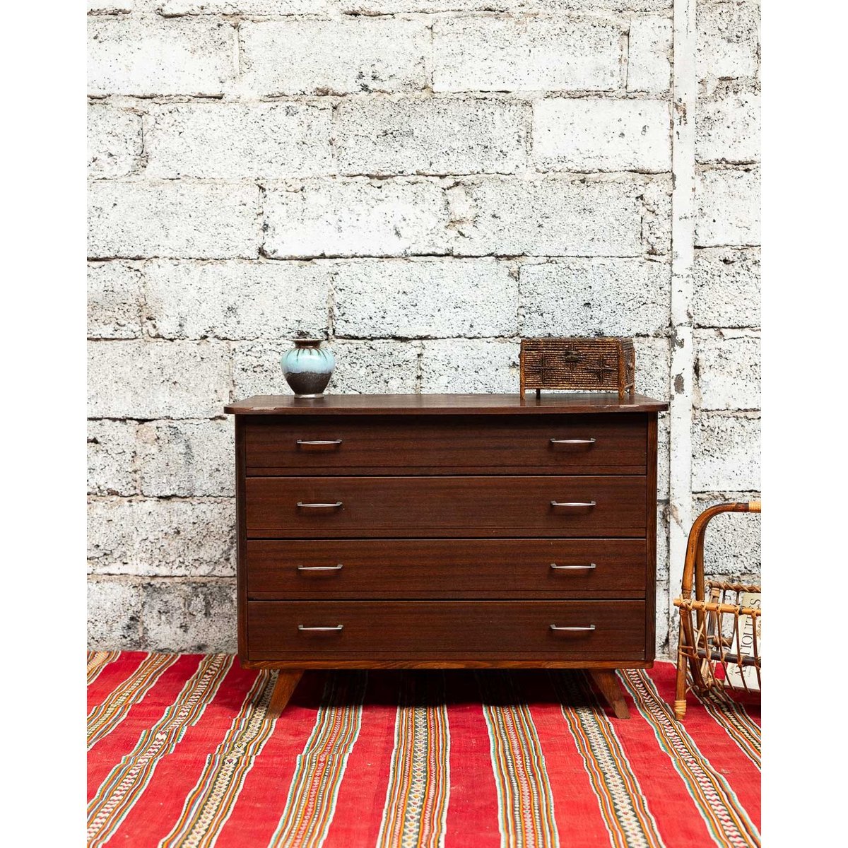 Commode aux pieds compas Olga N°709 - Bon état bois foncé, DEBONGOUT