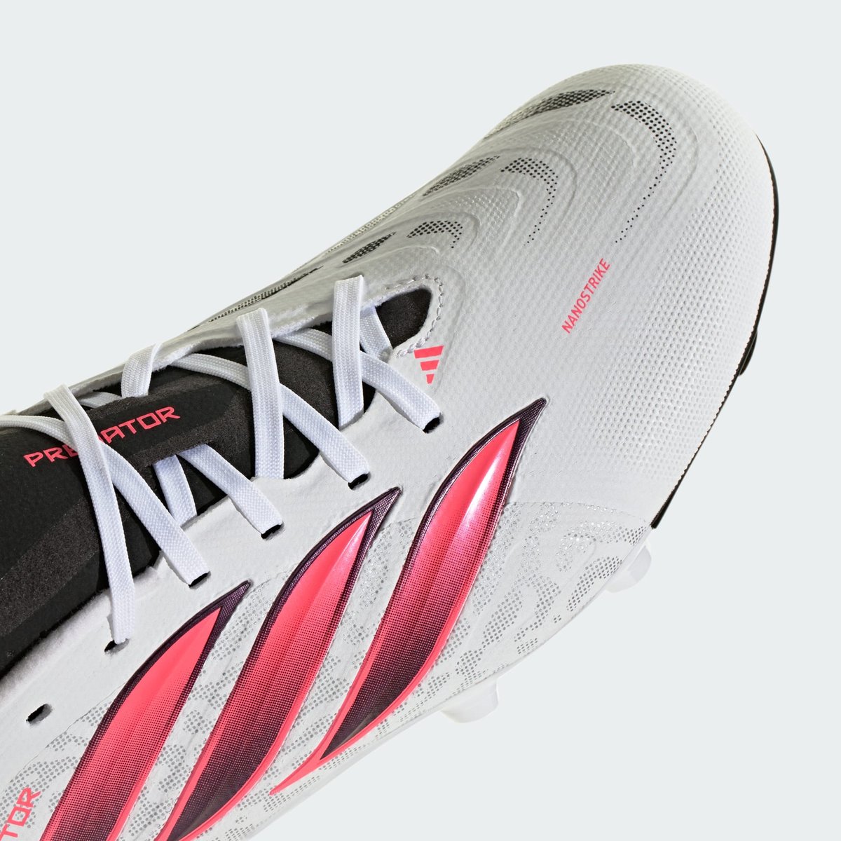 Chaussure De Football Predator League Terrain Souple Chaussure De Football Predator League Terrain Souple cloud white / solar turbo / core black, adidas Performance